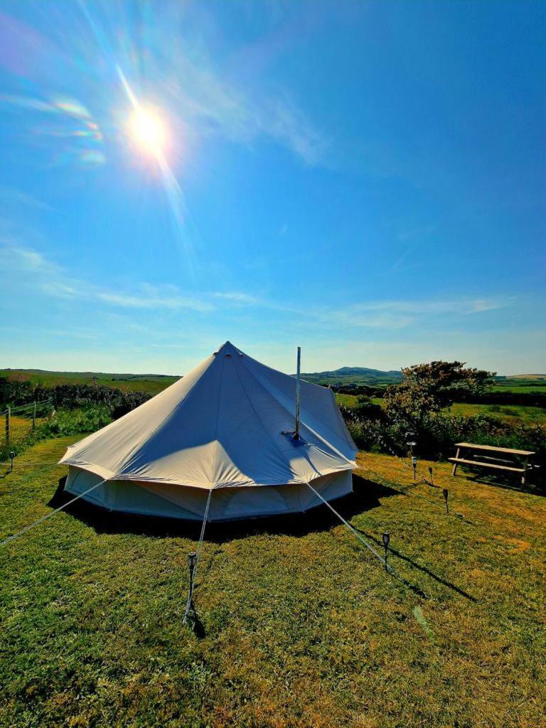 Beautiful 1-Bed Bell Tent In Holyhead Exterior foto